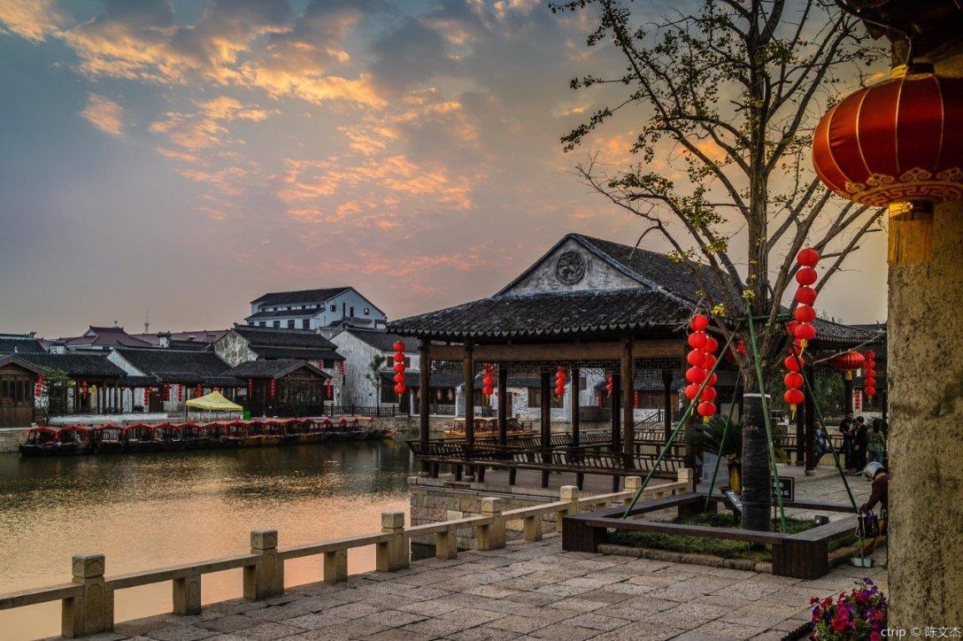 海南“村VA”迎春赛，昌洒镇黑山羊队3:1力克东路镇荔枝队，16号球员王帅获得“最佳球员”